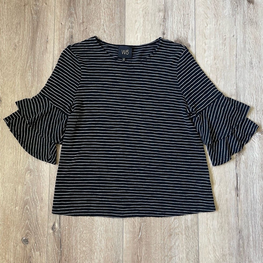 W5 Bell Sleeve Top Striped Blouse Women’s Size Small